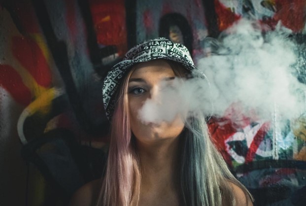 The Pros of Vaping CBD Products