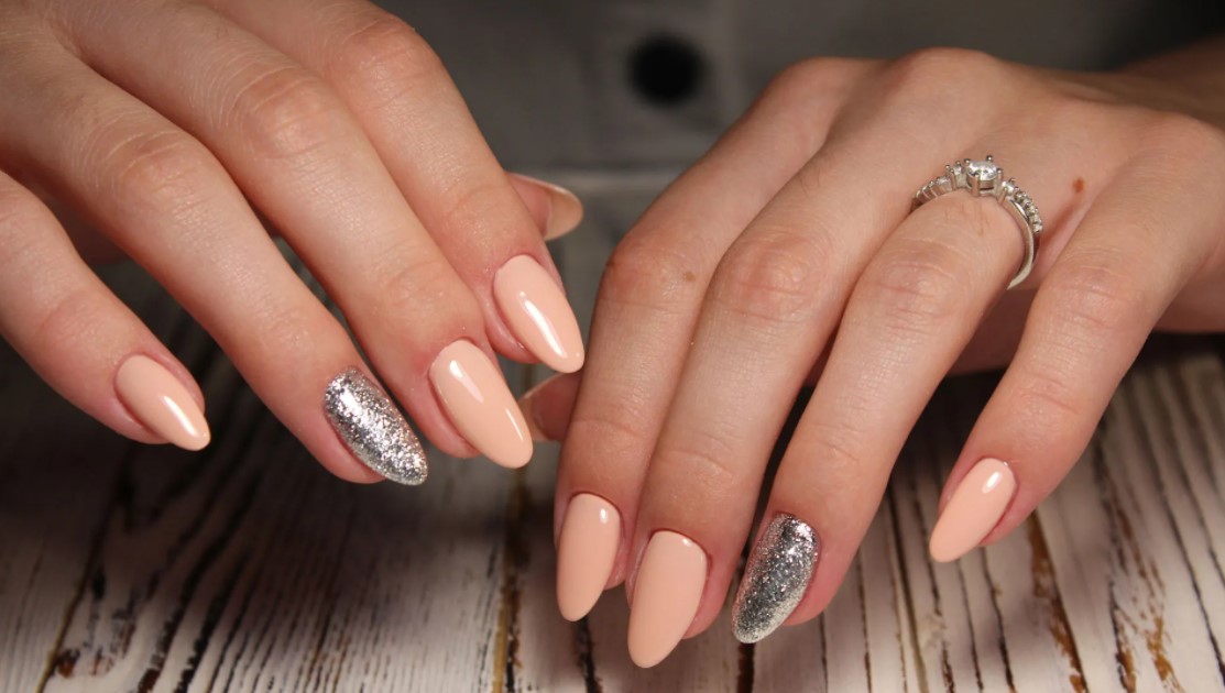 Clutch Nails Release Its Ultimate Guide On How To Get Acrylic Nails Off Easily At Home